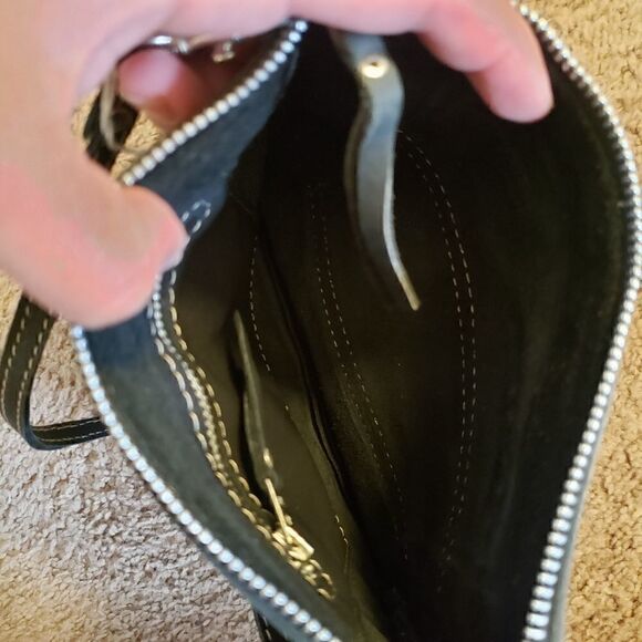 Black leather fringe purse - Picture 4 of 4